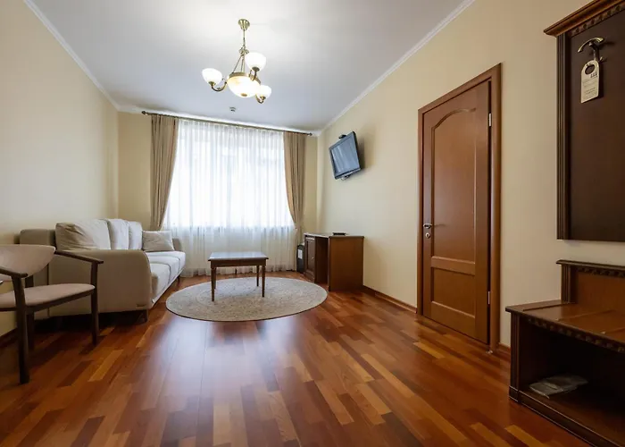 Готель Stanislaviv